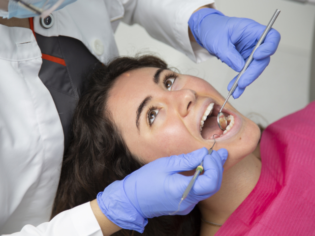 Signs You May Need Your Wisdom Teeth Removed
